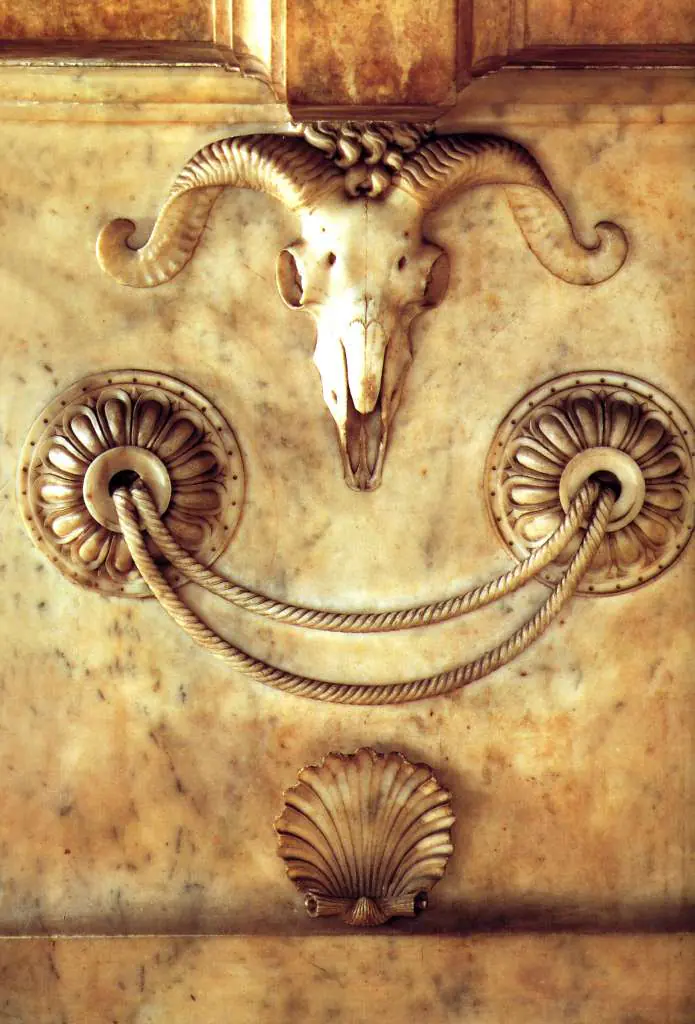 Michelangelo: Wall Schmuck In The Chapel Medicea